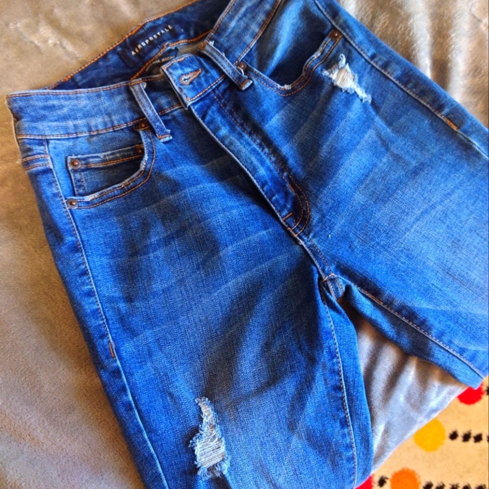 Aeropostale High Rise Jeggings, distressed gently used size 2 short
